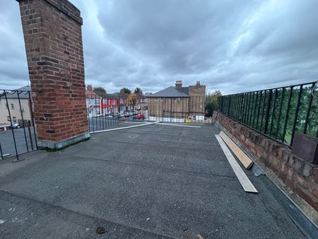 Room in a Shared Flat, Green Lanes, N13 - Photo 2