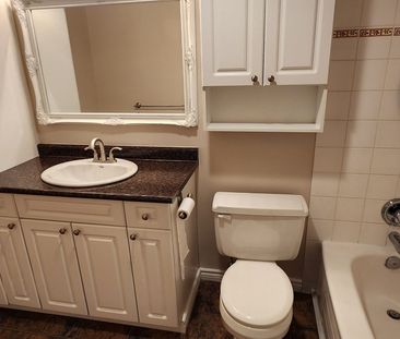 307-2024 Fullerton Ave., North Vancouver, Bc - Photo 4