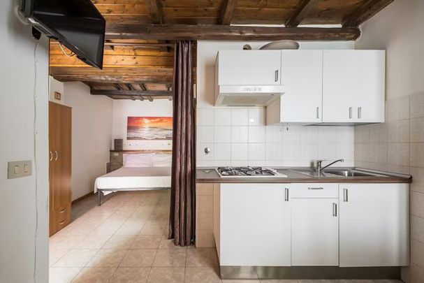 Via Centotrecento, Bologna, Emilia-Romagna 40126 - Photo 1