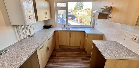 Studio to rent - Photo 2