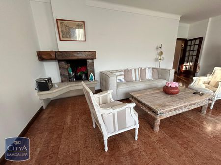 Location Appartement 3 pièces 106m² AVIGNON 84000 - Photo 2