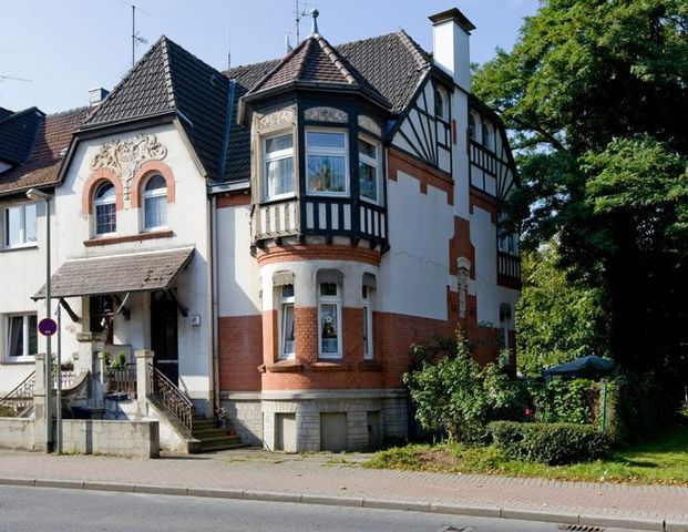 1 Zimmer Dachgeschosswohnung in Wanne mit WBS - Photo 1