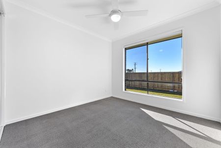 2/51 Crockers Road, Westbrook - Photo 3
