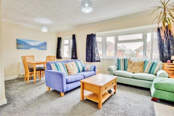 Mitchell Road, BEDWORTH CV12 - Photo 1