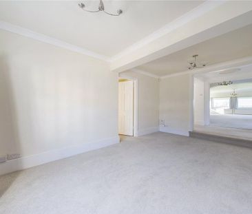 5 bedroom detached house to rent - Photo 2