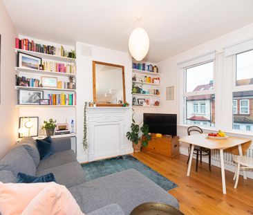 Finborough Road, London, SW17 - Photo 1