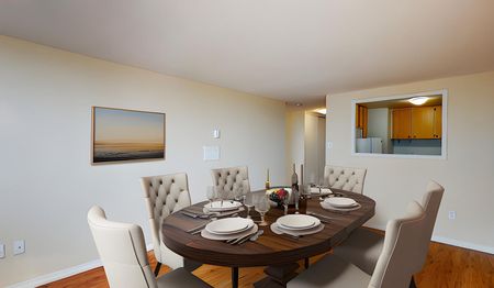 Little Italy - Steps to new Line 2 O-Train station - Quick and easy access to Carleton University - Photo 5