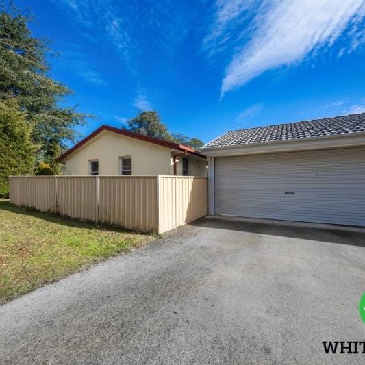 105 Matina Street, Narrabundah - Photo 1