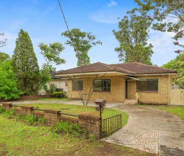 Family home in Sought After Street - Photo 3