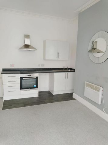 1 bedroom flat to rent - Photo 3