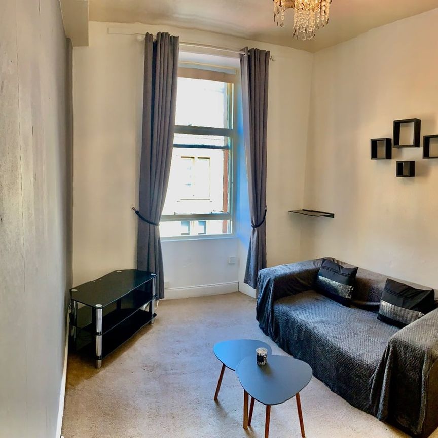 1 Bed Flat, Rossie Place, EH7 - Photo 1