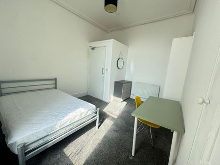 Lipson Road, Plymouth - Photo 3