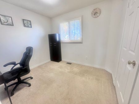 For Lease - 2 Fieldcrest Avenue, Clarington, Ontario - Photo 5