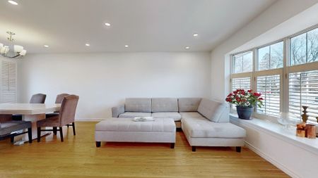 For Lease - 35 Palgrave Crescent, Brampton, Ontario - Photo 2