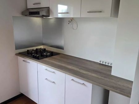 Location Appartement 3 pièces 78 m2 à Villeneuve-d'Olmes - Photo 2
