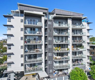 Unit in heart of Chermside - Photo 2