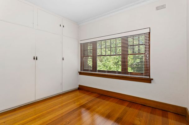 2/70 Nirvana Avenue, Malvern East. - Photo 1