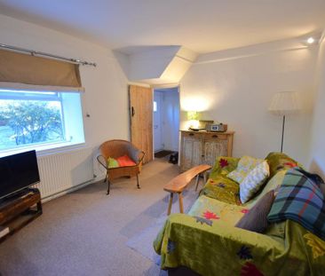 2 bedroom semi-detached house to rent - Photo 5