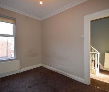 37 Willowholme Street, Belfast, BT6 8NW - Photo 2