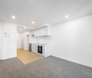 902/11 Launceston Street, Phillip ACT 2606 - Apartment For Rent | D... - Photo 5