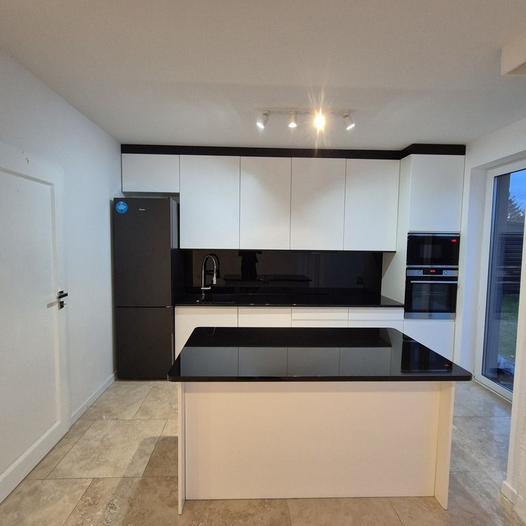 Krzekowo-Bezrzecze, skrajny segment, 4 pokoje - Zdjęcie 1