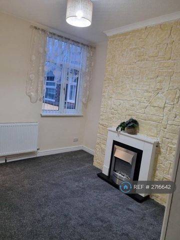 2 bedroom terraced house to rent - Photo 5