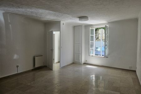 VALREAS CENTRE T3 - Photo 3