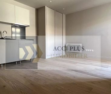 Location Appartement 2 pièces 35m² NIMES 30000 - Photo 2
