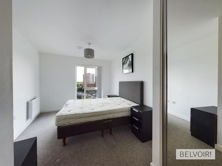 2 bedroom flat to rent - Photo 4
