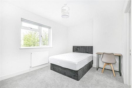 6 bedroom semi-detached house to rent - Photo 4