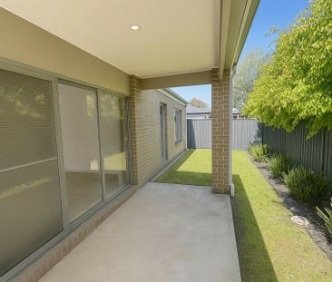 Modern Family Home with Comfort and Convenience! - Photo 3