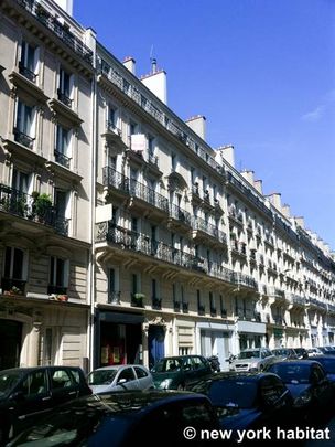 Logement à Paris, Location meublée - Photo 1