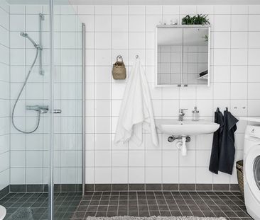 Solvarvsgatan 105 - Photo 1