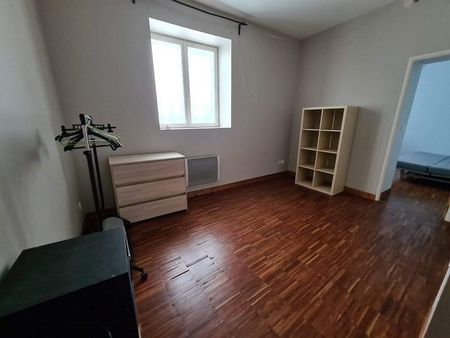Appartement à Louer à LILLE 1440 € - Photo 3