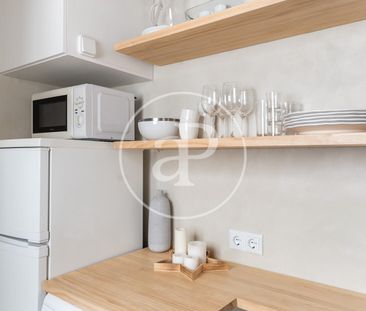 Apartment for rent on Valencia Street - Photo 1