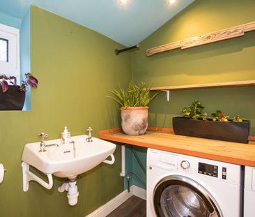 3 bedroom terraced house to rent - Photo 5