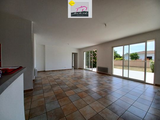 Location Maison 4 pièces 93m² CANET 11200 - Photo 1