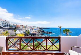 Apartamento de lujo frente al mar en alquiler a largo plazo – 0067-04458