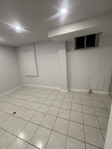 For Lease - 3 Chapparal Drive Unit# Bsmt #2, Brampton, Ontario - Photo 4