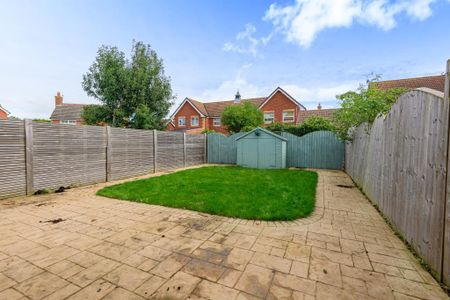 3 bedroom terraced house to rent - Photo 5