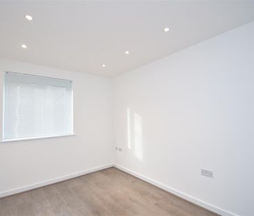2 bedroom apartment - Photo 6