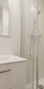 EMPERAIRE Roommate 5 Bedrooms at Aix en Provence - Photo 4