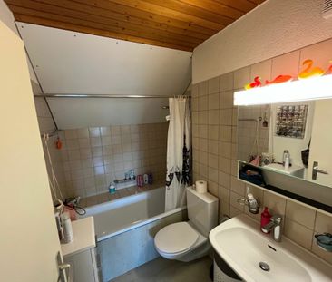 Hel­le, teil­sa­nier­te Fa­mi­li­en­woh­nung nä­he Au­to­bahn­an­sc... - Photo 3