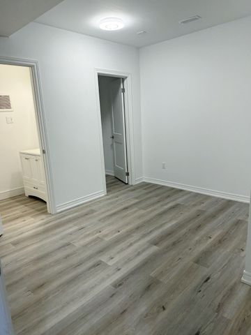 For Lease - 8 Speight Court Unit# Basement, Ajax, Ontario - Photo 5