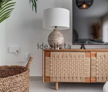 Alquiler de dúplex en Calle Islas Bermudas s/n - Photo 3