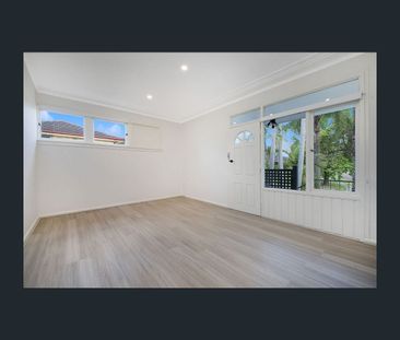 11 Gilmore Road, Lalor Park, NSW 2147 - Photo 4