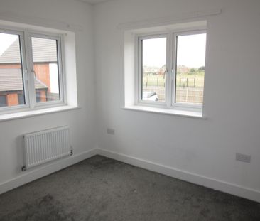 3 bedroom detached house to rent - Photo 3