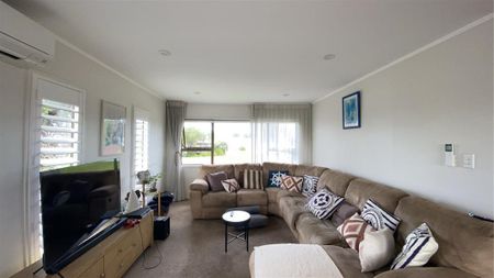 Property Management2 Ridge Road, Waiake - House for Rent - Photo 5