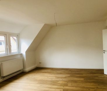 Sanierte Dachgeschosswohnung direkt in der Innenstadt - Photo 4