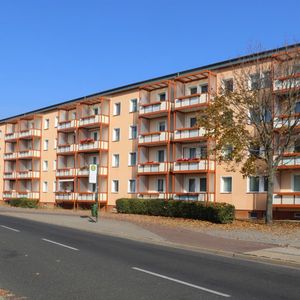 3-Zimmer-Wohnung mit Balkon im Erdgeschoss - Photo 2